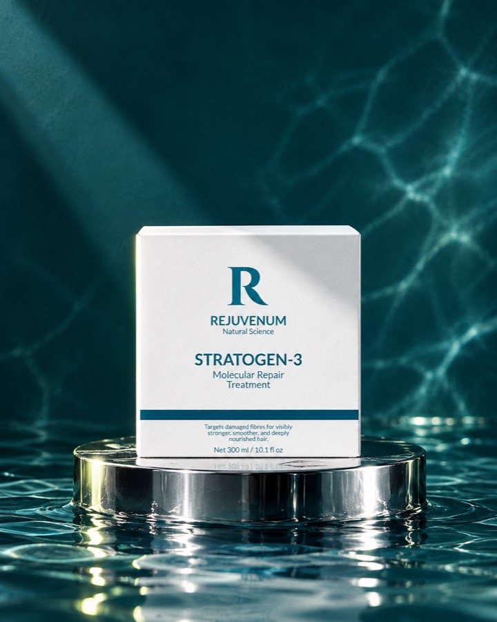 Packshot Stratogen-3 na lustrze wody